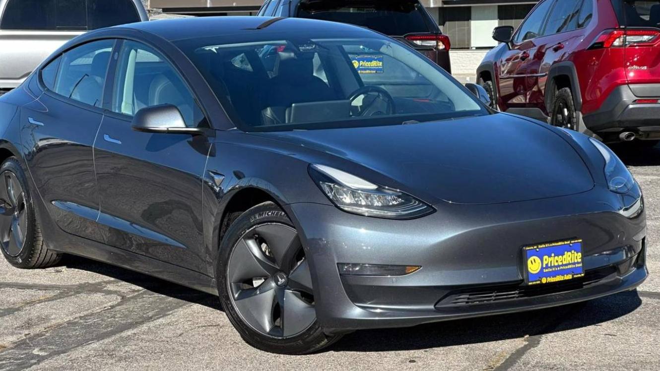 TESLA MODEL 3 2018 5YJ3E1EB4JF062986 image